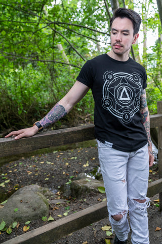 Polyhedral Spell Circle Tee - CANTRIP BRAND